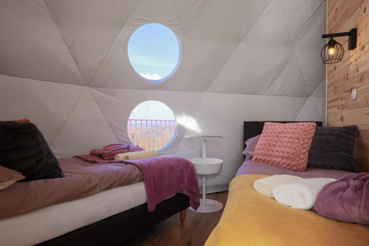 Bed and Breakfast Glamping Gliczarow Klapnioki Leśnica Exterior foto